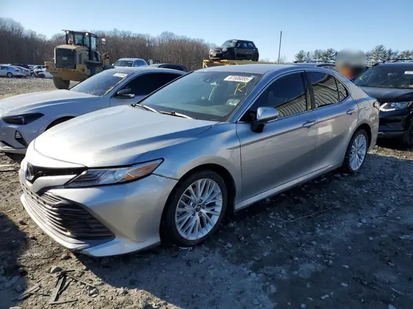 4T1B11HK2KU817947 2019 TOYOTA CAMRY - Image 1