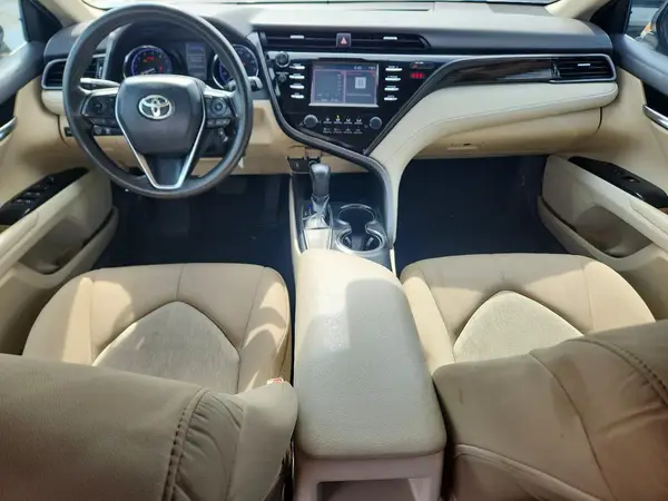 4T1B11HK2KU818502 2019 TOYOTA CAMRY - Image 8