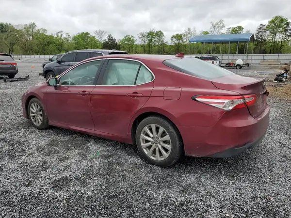 4T1B11HK2KU819195 2019 TOYOTA CAMRY - Image 2