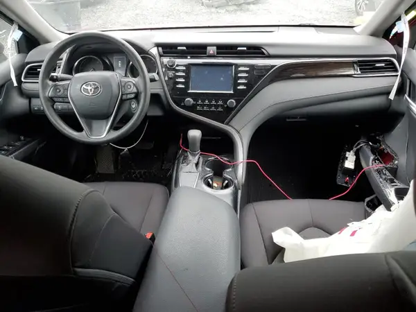 4T1B11HK2KU819195 2019 TOYOTA CAMRY - Image 8