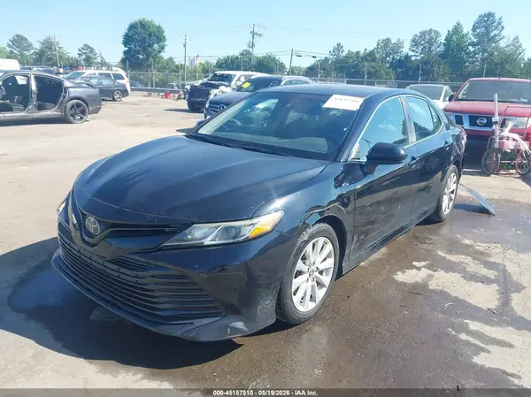 4T1B11HK2KU819861 2019 TOYOTA CAMRY - Image 2