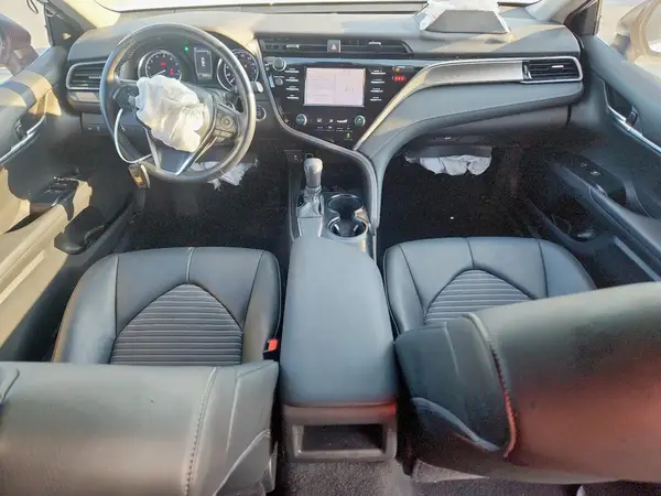 4T1B11HK2KU822565 2019 TOYOTA CAMRY - Image 8