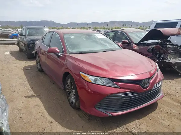 4T1B11HK2KU822646 2019 TOYOTA CAMRY - Image 1