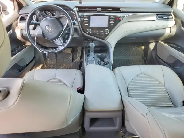 4T1B11HK2KU822713 2019 TOYOTA CAMRY - Image 8