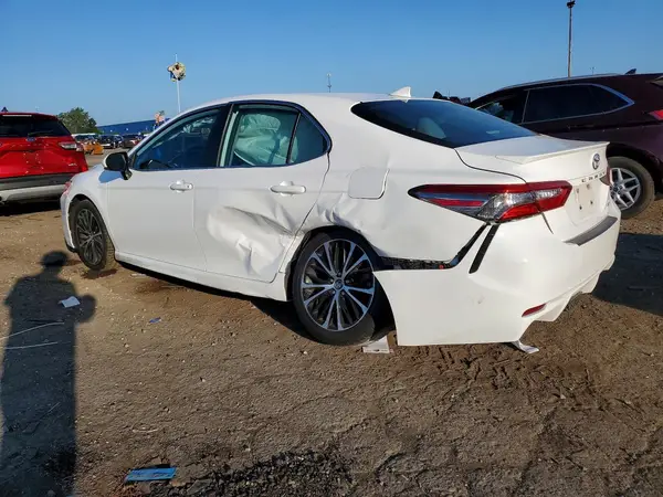 4T1B11HK2KU822906 2019 TOYOTA CAMRY - Image 2