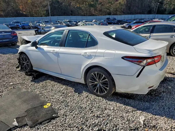 4T1B11HK2KU823022 2019 TOYOTA CAMRY - Image 2