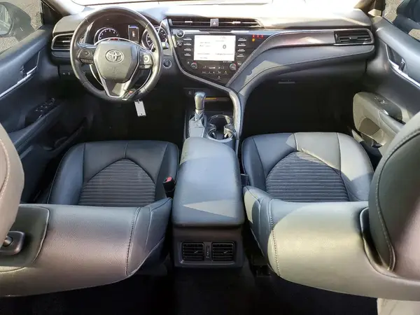 4T1B11HK2KU823148 2019 TOYOTA CAMRY - Image 8
