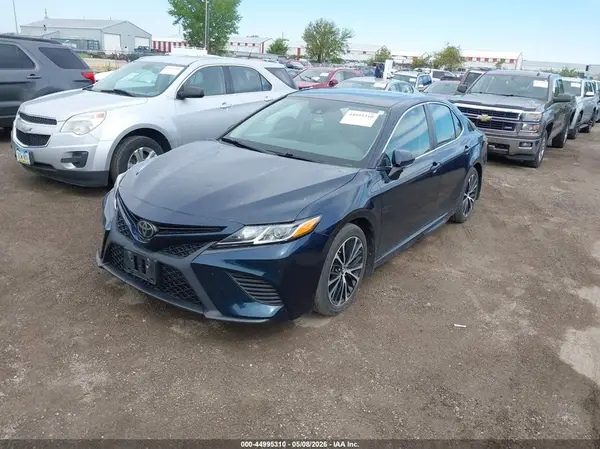 4T1B11HK2KU824817 2019 TOYOTA CAMRY - Image 2