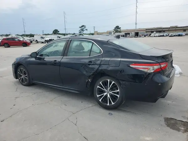 4T1B11HK2KU826051 2019 TOYOTA CAMRY - Image 2