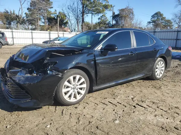 4T1B11HK2KU827118 2019 TOYOTA CAMRY - Image 1