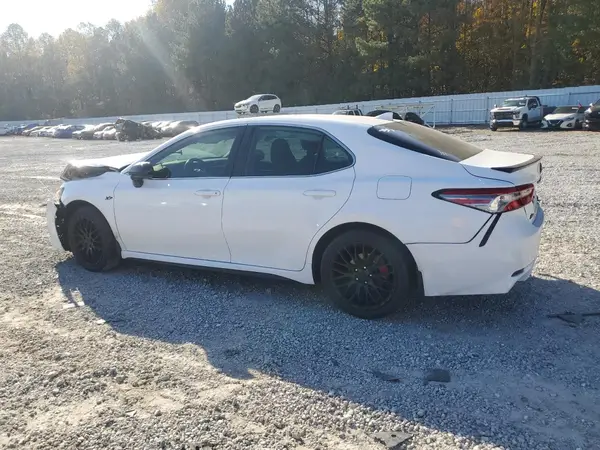 4T1B11HK2KU836417 2019 TOYOTA CAMRY - Image 2