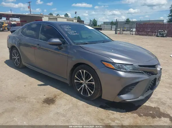 4T1B11HK2KU837129 2019 TOYOTA CAMRY - Image 1