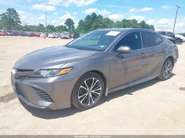 4T1B11HK2KU837129 2019 TOYOTA CAMRY - Image 2
