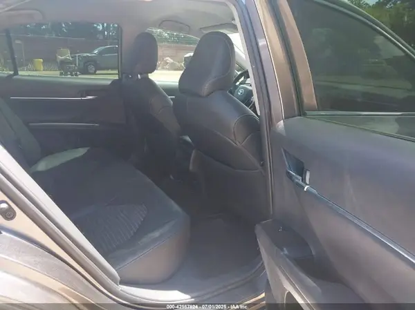 4T1B11HK2KU837129 2019 TOYOTA CAMRY - Image 8