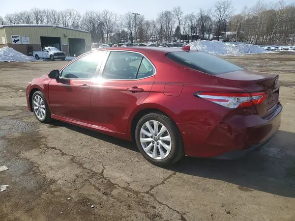 4T1B11HK2KU837230 2019 TOYOTA CAMRY - Image 2