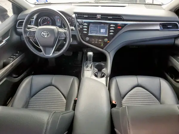 4T1B11HK2KU839074 2019 TOYOTA CAMRY - Image 8