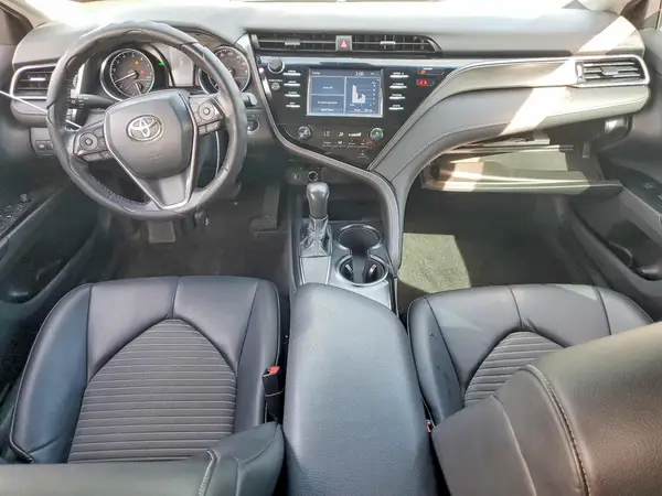 4T1B11HK2KU840922 2019 TOYOTA CAMRY - Image 8