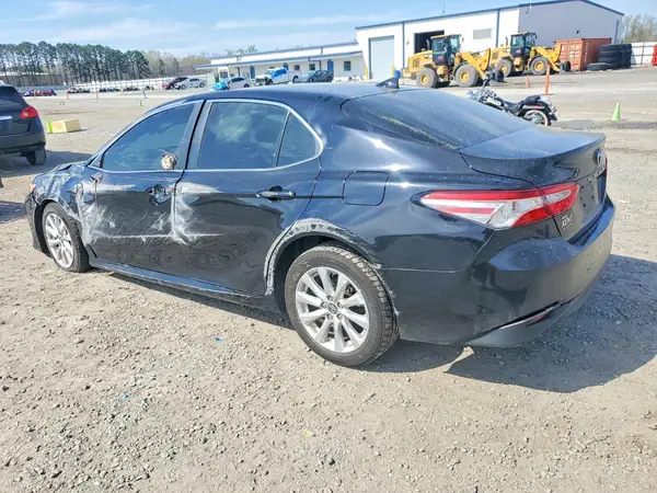 4T1B11HK2KU844730 2019 TOYOTA CAMRY - Image 2