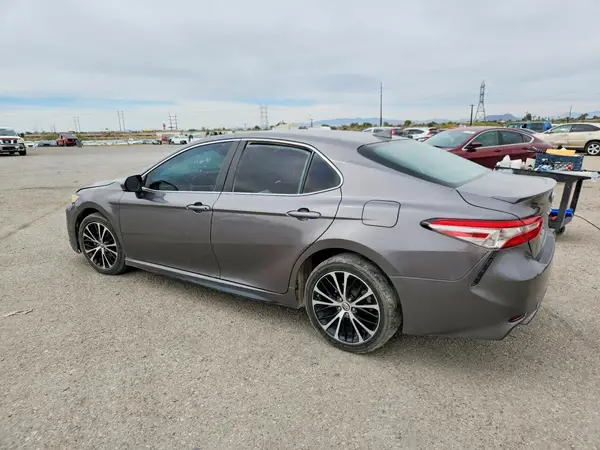 4T1B11HK2KU844873 2019 TOYOTA CAMRY - Image 2