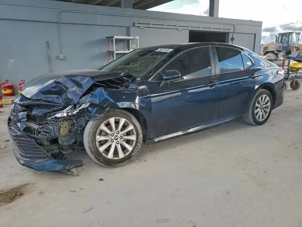 4T1B11HK2KU845537 2019 TOYOTA CAMRY - Image 1
