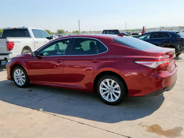 4T1B11HK2KU846493 2019 TOYOTA CAMRY - Image 2
