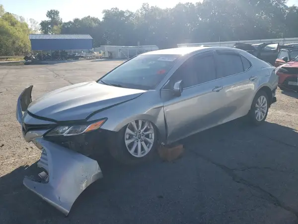 4T1B11HK2KU849992 2019 TOYOTA CAMRY - Image 1