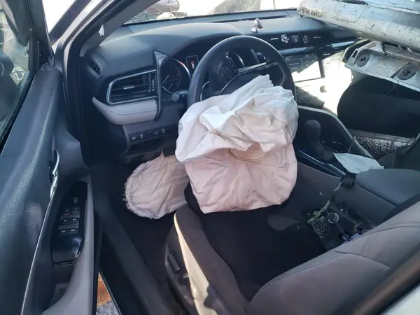 4T1B11HK2KU849992 2019 TOYOTA CAMRY - Image 8