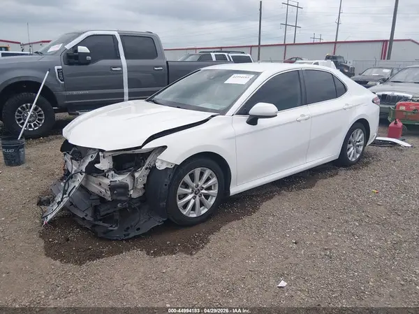 4T1B11HK2KU856280 2019 TOYOTA CAMRY - Image 2