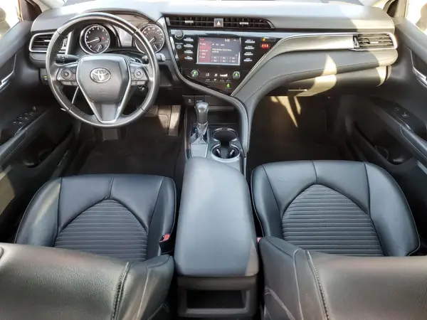 4T1B11HK2KU856652 2019 TOYOTA CAMRY - Image 8