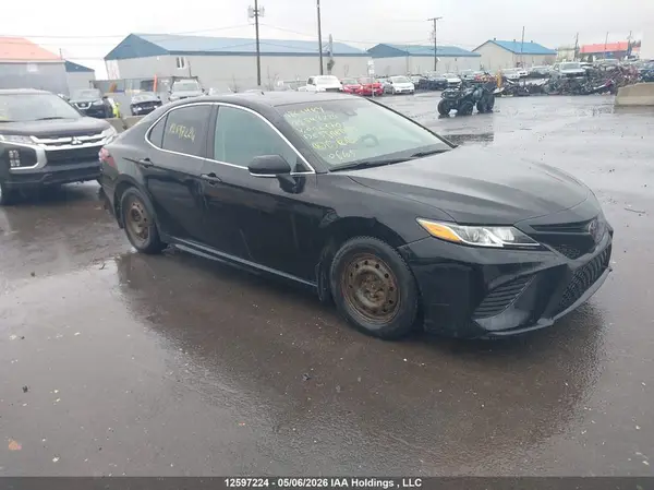 4T1B11HK3JU002770 2018 TOYOTA CAMRY - Image 1