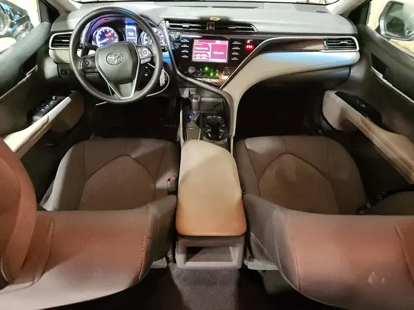 4T1B11HK3JU008276 2018 TOYOTA CAMRY - Image 8