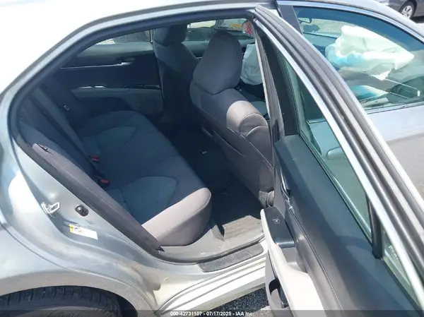 4T1B11HK3JU008388 2018 TOYOTA CAMRY - Image 8