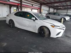 4T1B11HK3JU011999 2018 TOYOTA CAMRY