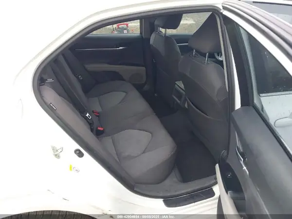 4T1B11HK3JU017320 2018 TOYOTA CAMRY - Image 8