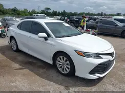 4T1B11HK3JU017687 2018 TOYOTA CAMRY