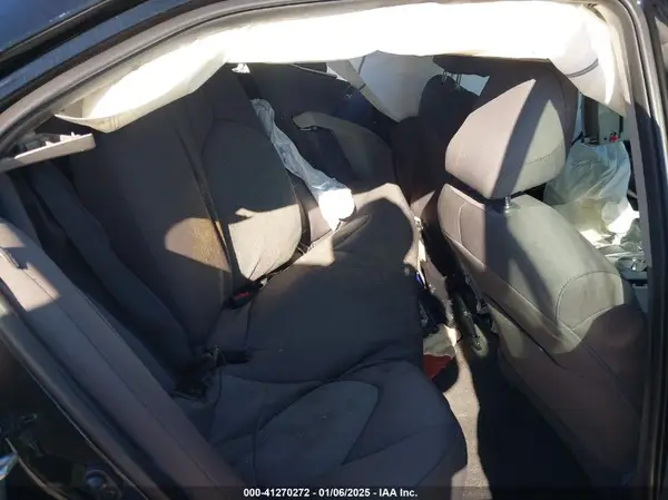 4T1B11HK3JU020914 2018 TOYOTA CAMRY - Image 8