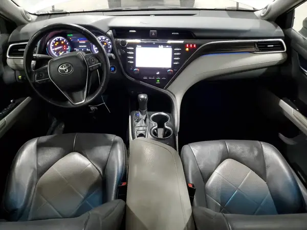 4T1B11HK3JU021108 2018 TOYOTA CAMRY - Image 8
