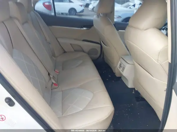 4T1B11HK3JU026308 2018 TOYOTA CAMRY - Image 8