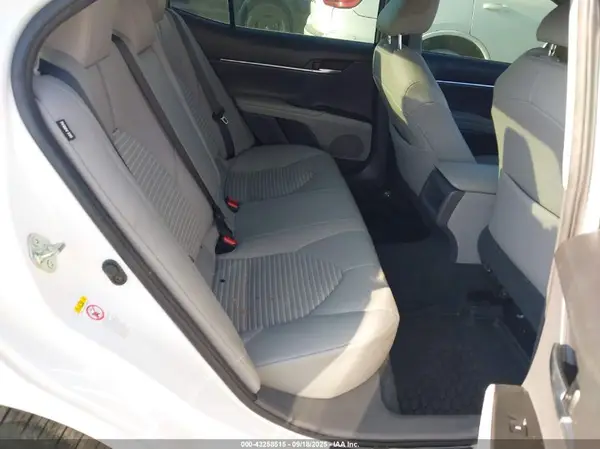 4T1B11HK3JU033405 2018 TOYOTA CAMRY - Image 8