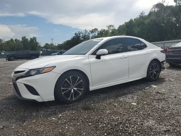 4T1B11HK3JU034683 2018 TOYOTA CAMRY - Image 1
