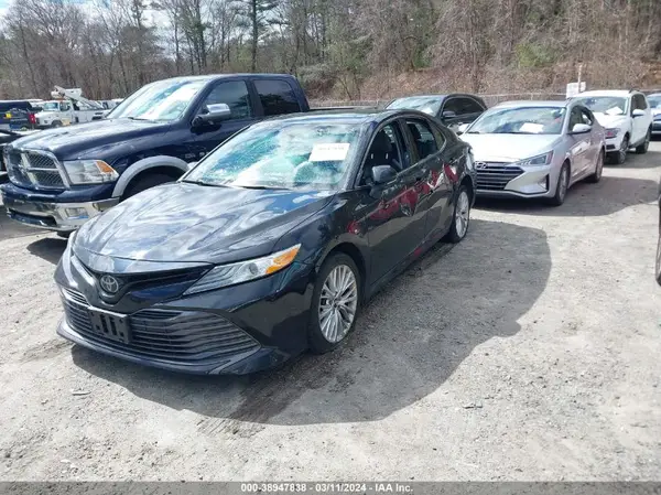 4T1B11HK3JU036174 2018 TOYOTA CAMRY - Image 2