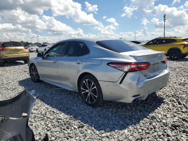 4T1B11HK3JU036739 2018 TOYOTA CAMRY - Image 2