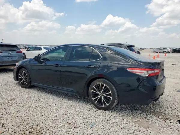 4T1B11HK3JU037695 2018 TOYOTA CAMRY - Image 2