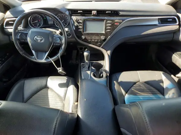 4T1B11HK3JU038829 2018 TOYOTA CAMRY - Image 8