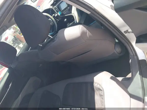 4T1B11HK3JU039303 2018 TOYOTA CAMRY - Image 8