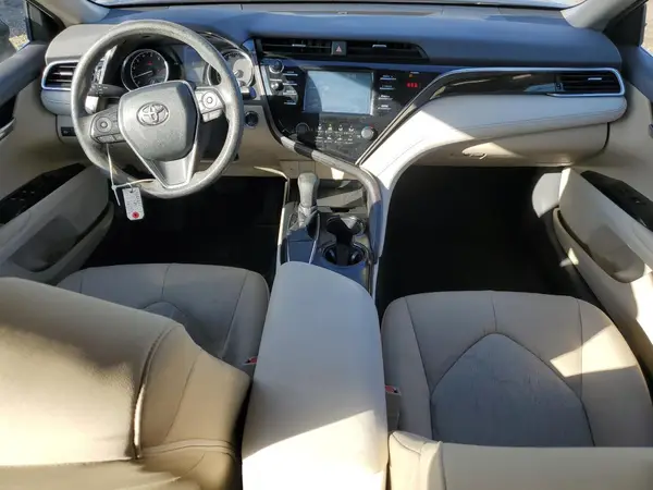 4T1B11HK3JU043884 2018 TOYOTA CAMRY - Image 8