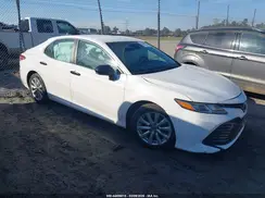 4T1B11HK3JU043982 2018 TOYOTA CAMRY