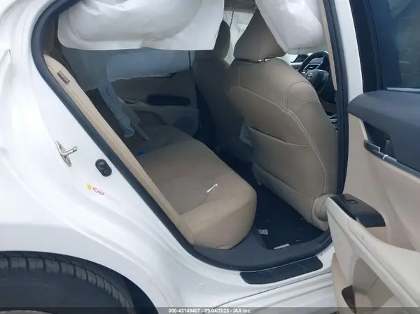 4T1B11HK3JU044579 2018 TOYOTA CAMRY - Image 8