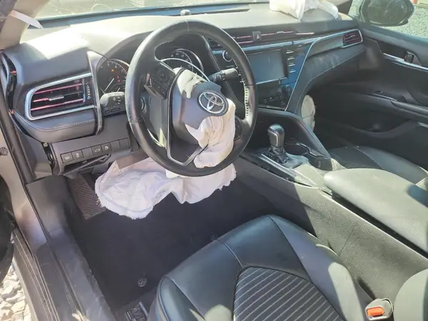 4T1B11HK3JU044615 2018 TOYOTA CAMRY - Image 8