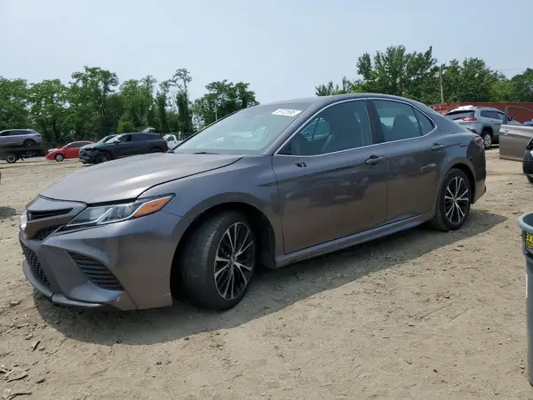 4T1B11HK3JU046784 2018 TOYOTA CAMRY - Image 1